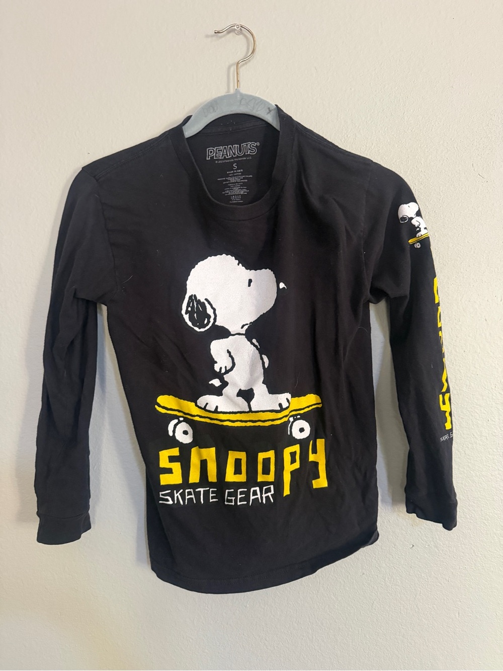 Peanuts Black Snoopy Skate Tank Top with Yellow Graphic
